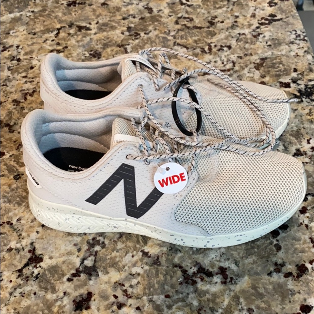 Boys New Balance Shoes / NWT / 1.5